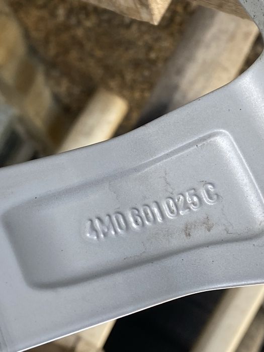 19 цола 5 х 112 мм Ауди , Audi Q 7 , Q 5 , A 5 , A 4 , A 6