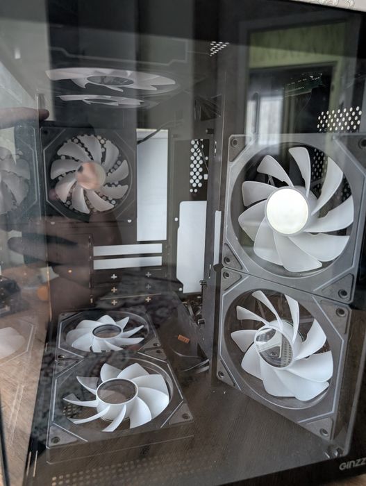 Продам   корпус  .