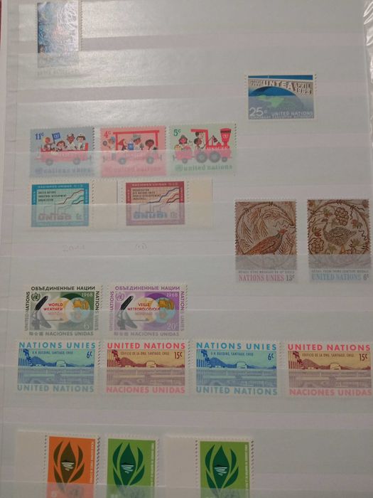 Clasor Wessex Knight  60 pagini si timbre Natiunile Unite New York