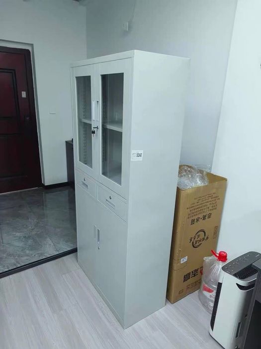 Железный шкаф для документов с ключом | Kalitli temir hujjat shkafi