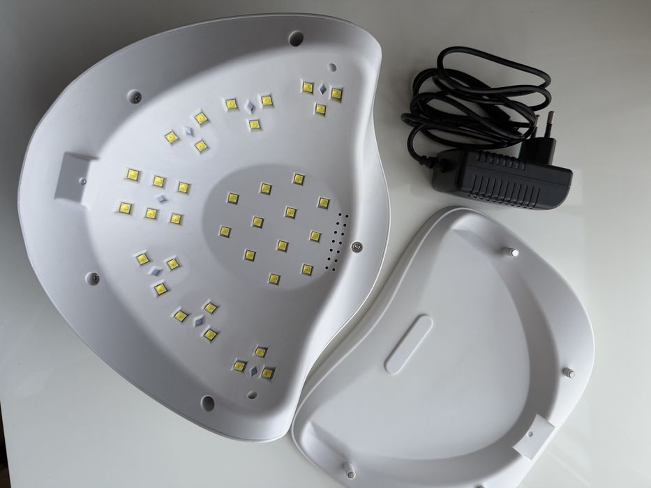 Led лампа за маникюр 12V