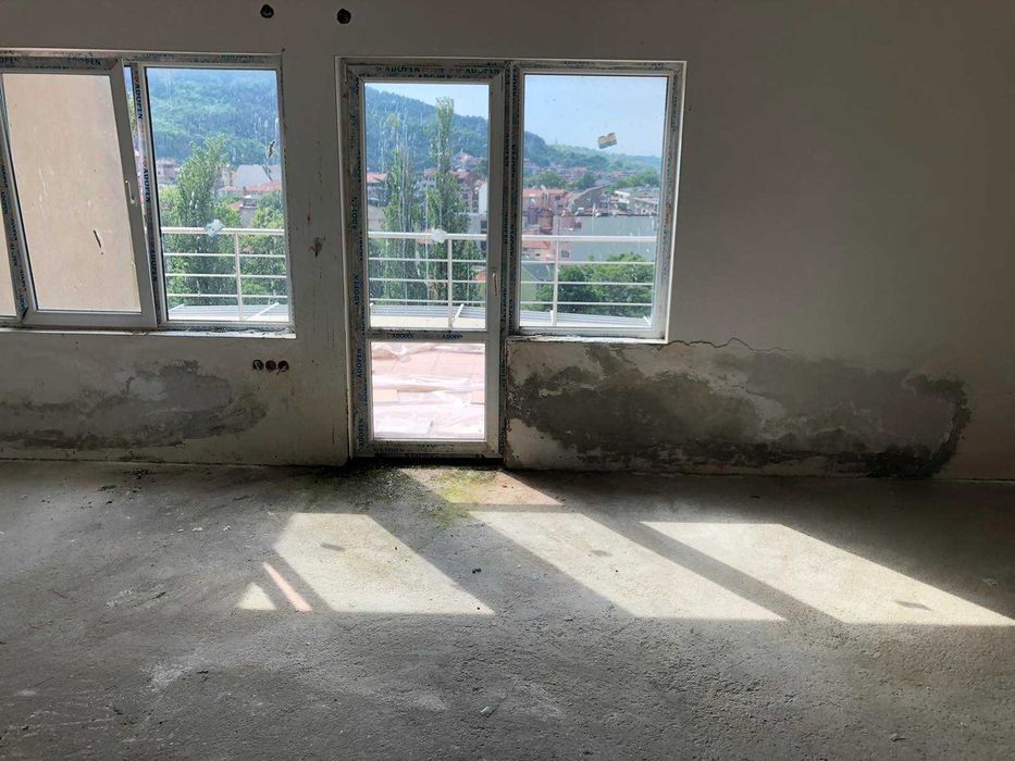 Продава се Двустаен апартамент в Асеновград - 132 кв.м за 849 €/кв.м - Снимка #1