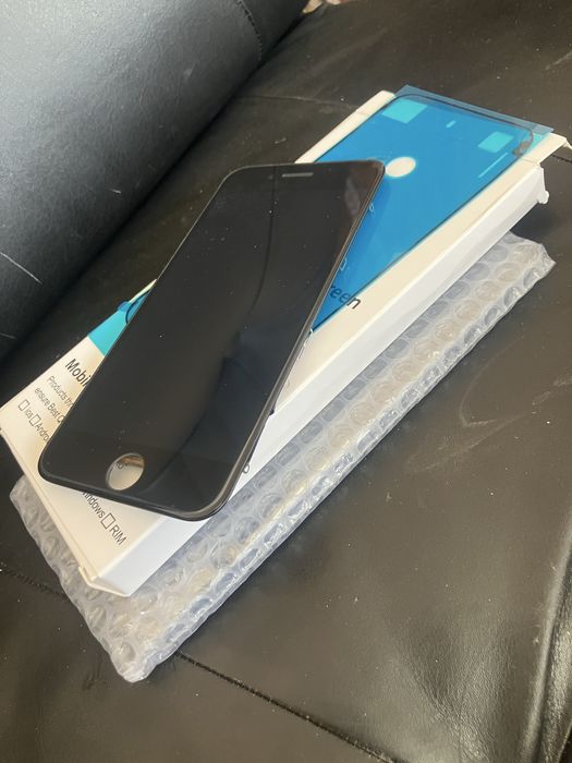Дисплей с тъч скрийн iPhone 8 / SE 2020 / SE 2022 Черен