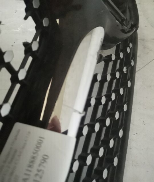 Оригинална централна решетка за радиатор Диамонд с 2 сензора / Origina