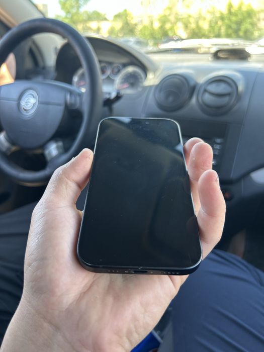 Iphone 15 в хорошем состянии