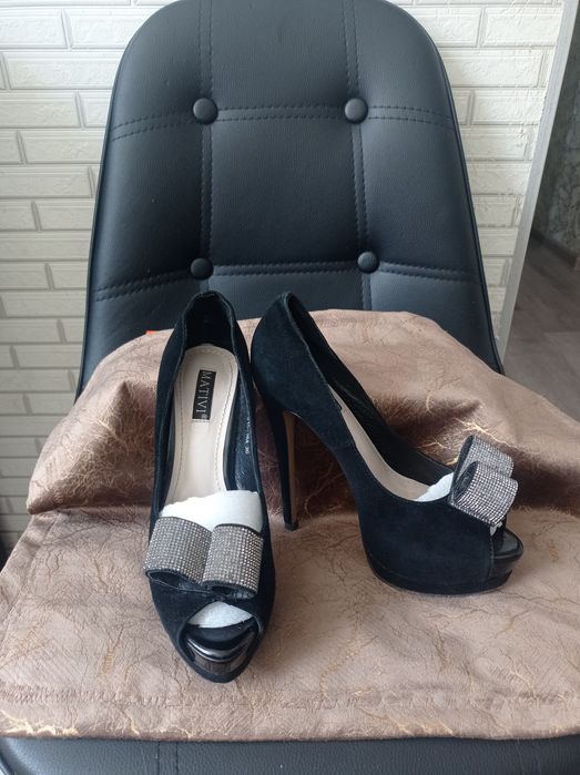 Продам туфли каждые по 2500