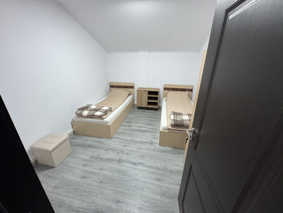 Camere de locuit potrivite pentru 10 persoane