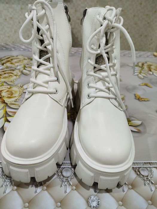 Аёллар этиги 38-размер