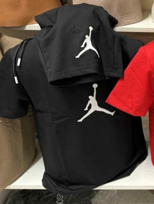 Compleu Jordan barbati
