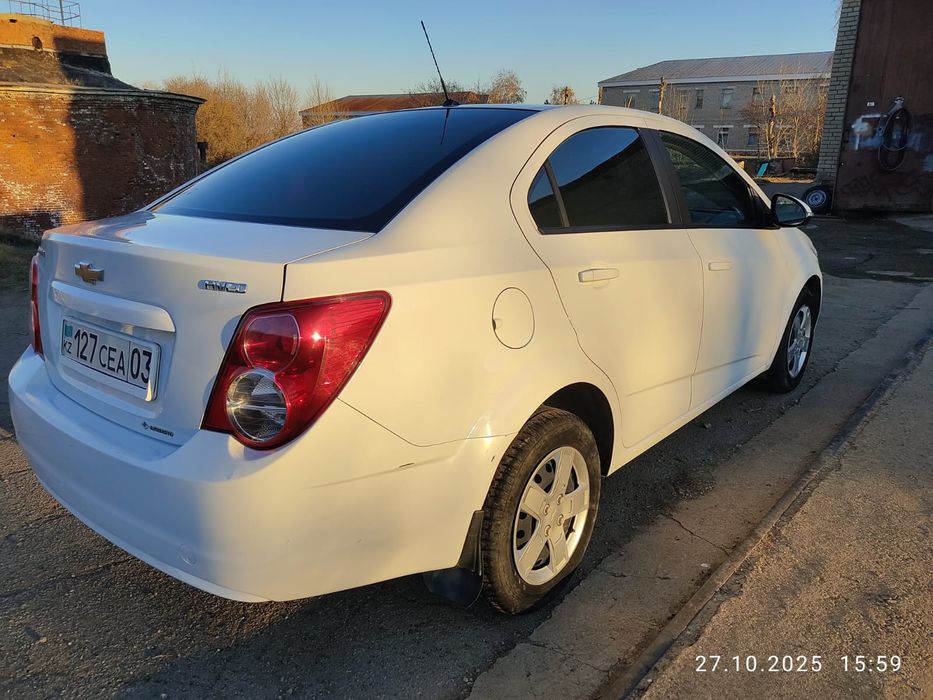 Продам автомобиль Шевроле Авео Т 300