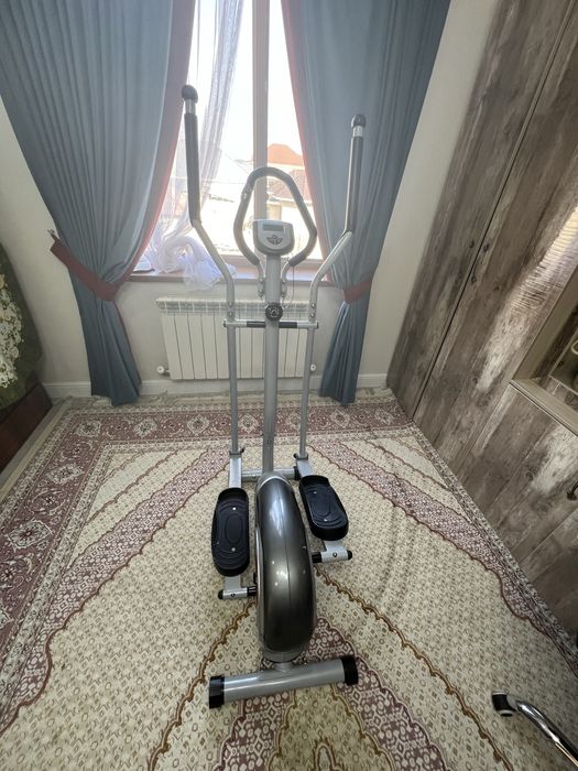 Велотренажор в хорошем состояний