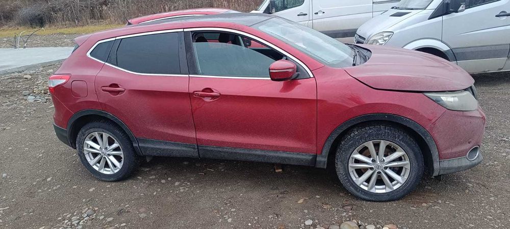 Dezmembrez  Nissan Qashqai J11 1.2 DIG-T 2014