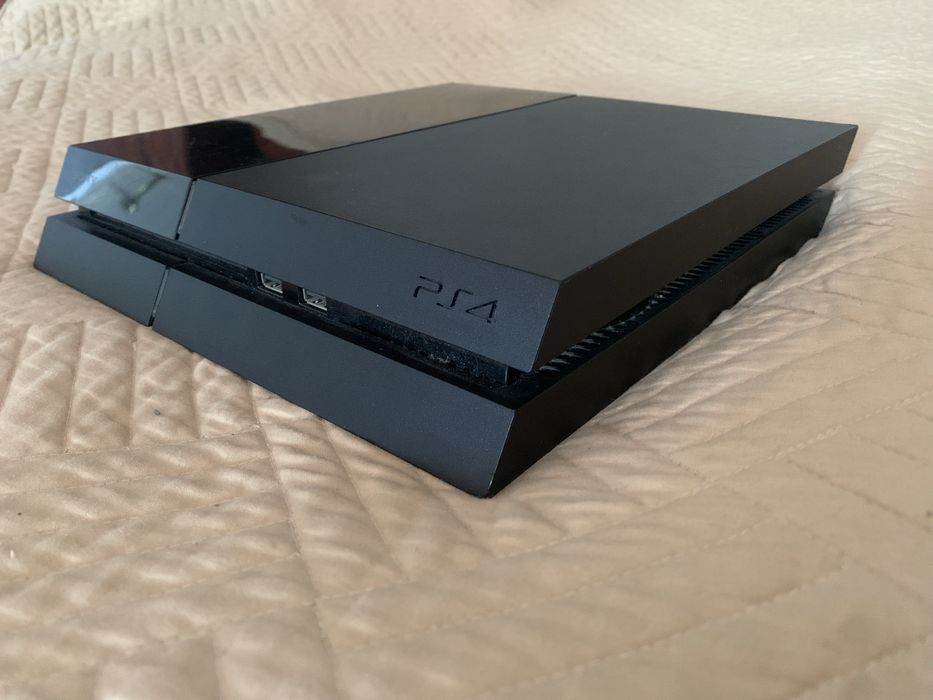 Обменяю прошитую PS4 1 тб цена 110