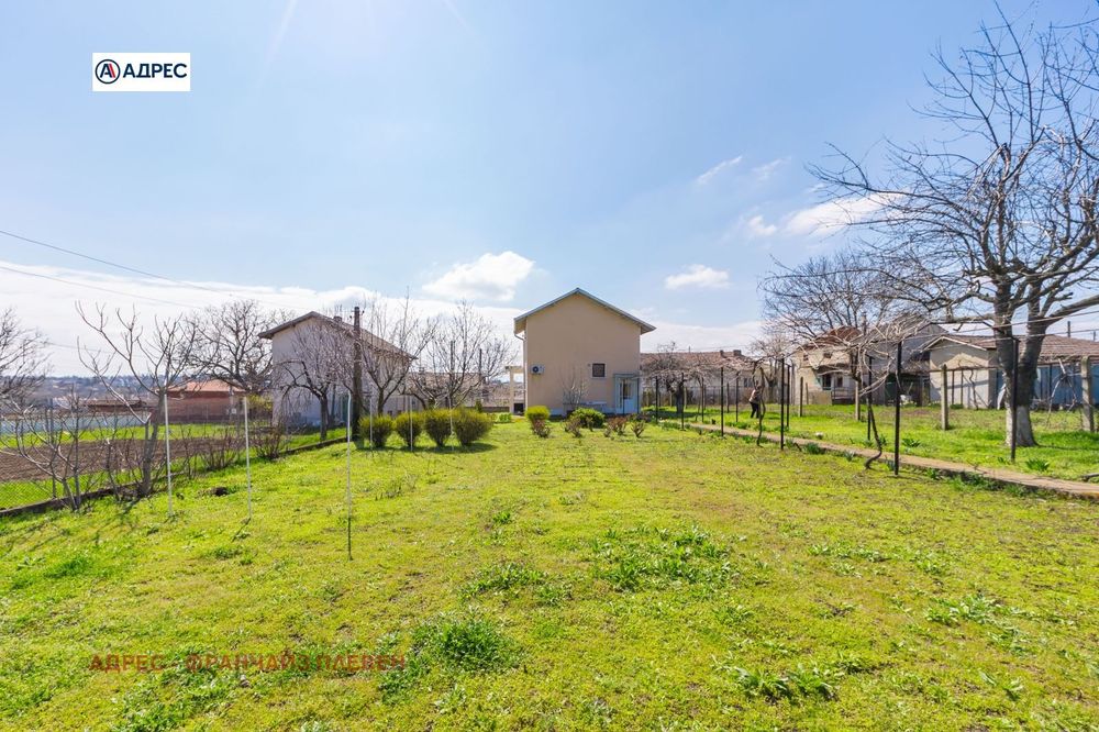 Продава се Къща в с. Коиловци, Област Плевен - 130 кв.м за 392 €/кв.м - Снимка #6