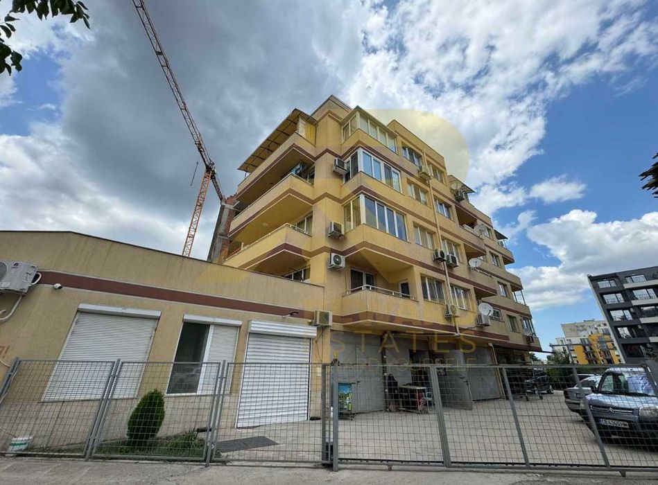 Продава се Двустаен апартамент в София, Левски В - 51 кв.м за 2118 €/кв.м - Снимка #1