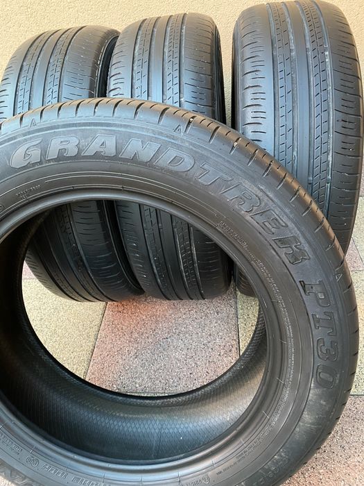 Set 4 anvelope 2 bucati225 60 18 Dunlop