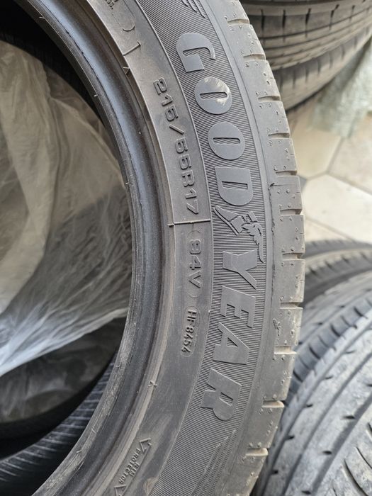Шины GoodYear 215/55/R17