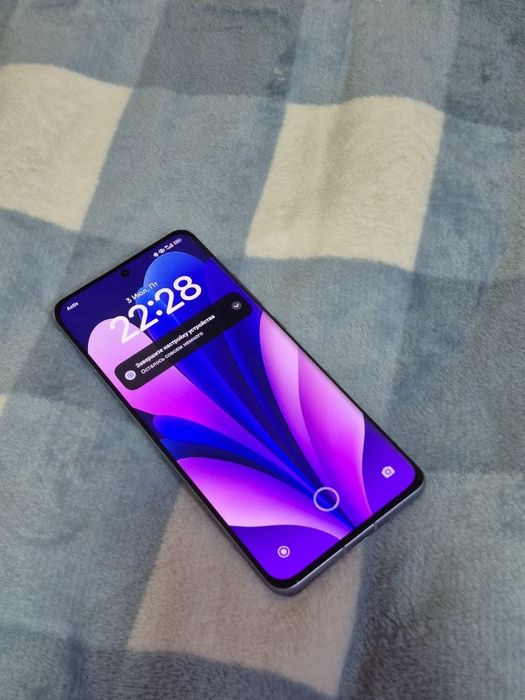 Продам Xiaomi 12