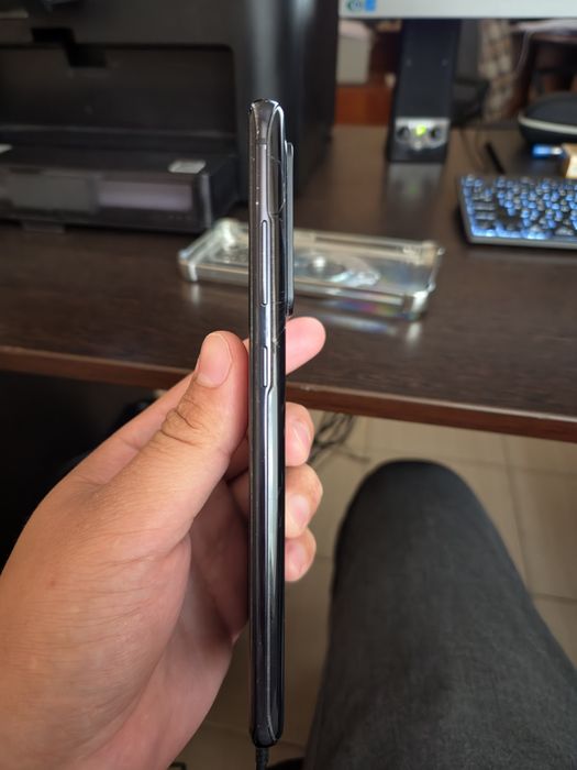 Продам Samsung S20 Ultra