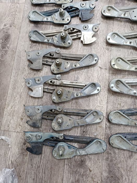 Навес капота Мерседес w124