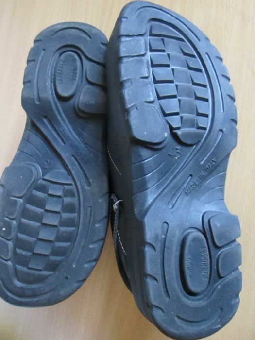 Mедицински обувки/сабо, размер 43