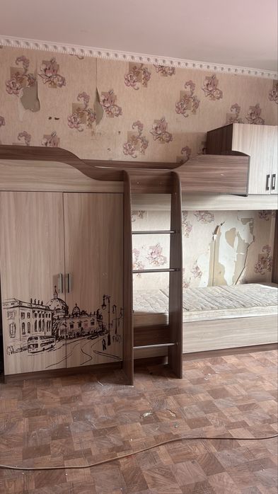 Двухъярусная кровать
