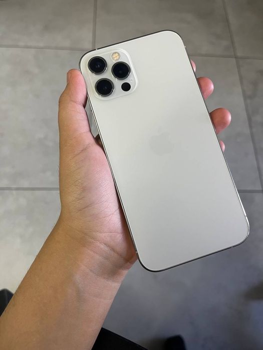 Iphone 12 pro 1 oy ishlatilgan yomkosi 97  holati ideal