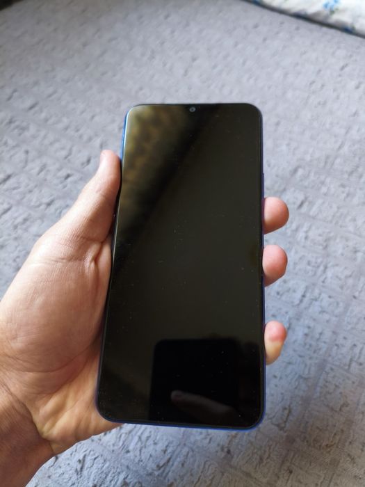 Vivo Y21 телефон