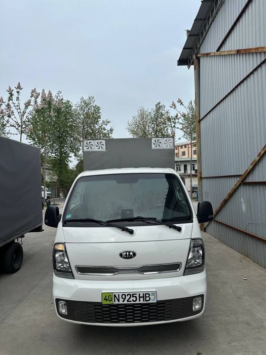 Електромабил узимиз минган машина