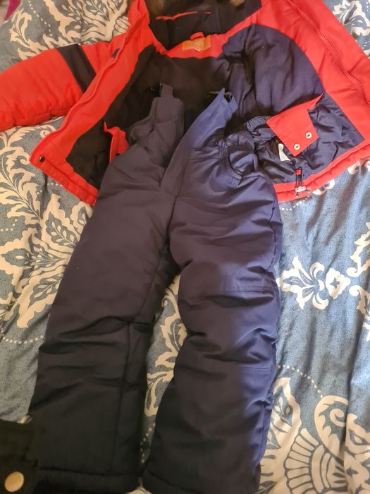 Продам куртка комбинезон