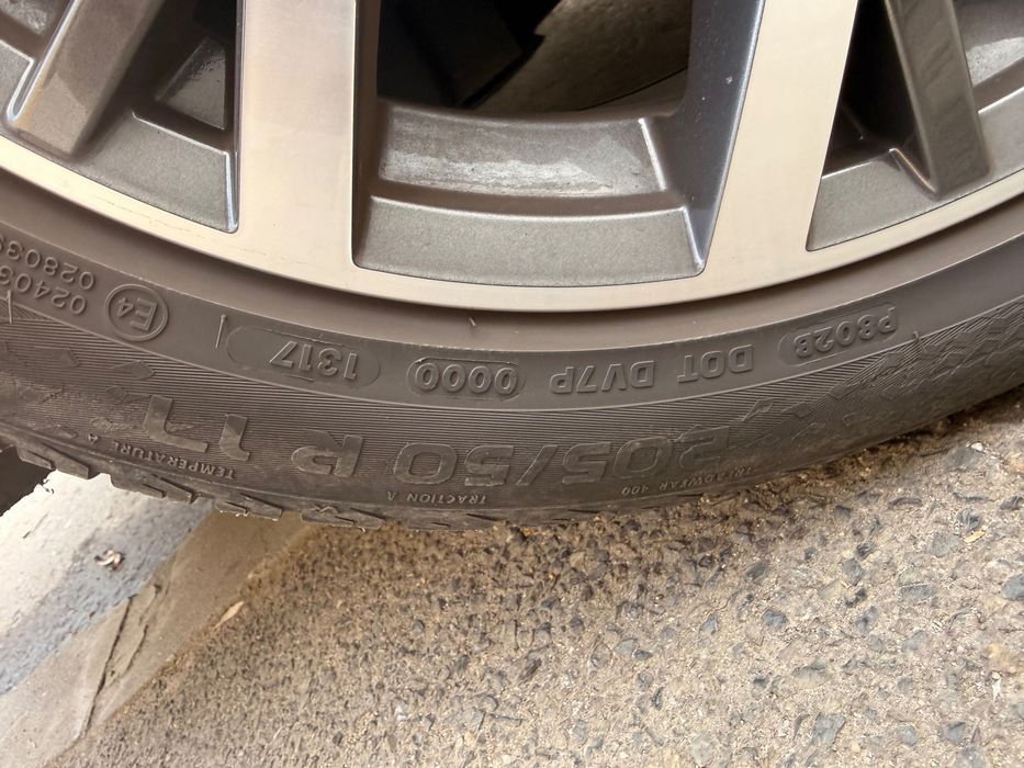 Jante VW  originale Tulsa R17 cu cauciucuri, in stare foarte buna