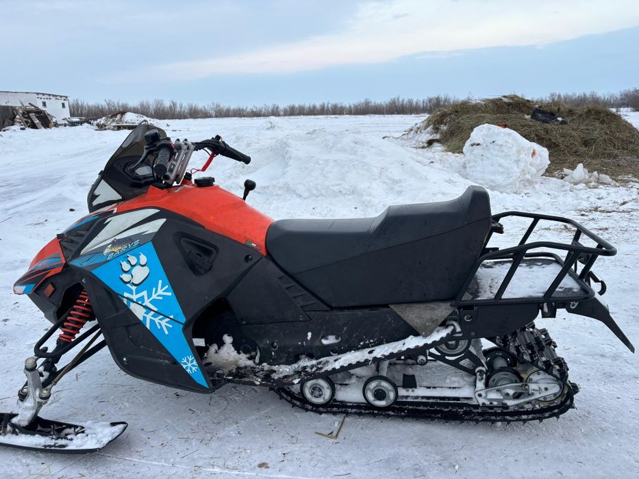 Продам снегоход 250 куб