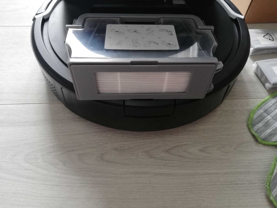 Aspirator robot iRobot