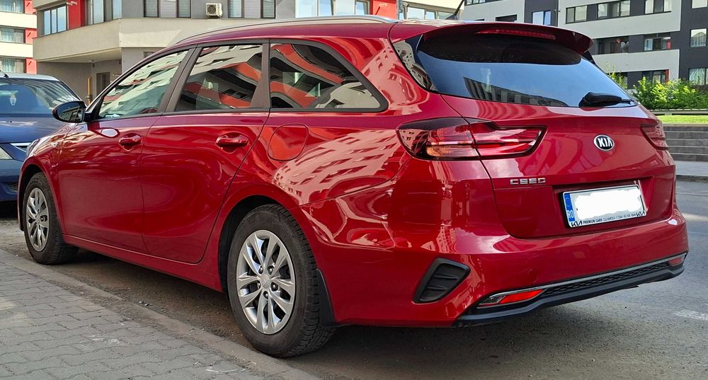 Autoturism Kia Ceed 1.4 GLS Best benzina 100 cp, !!! REVIZIE GRATIS !!!, distributie pe lant, km putini, istoric certificat