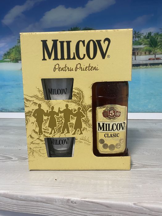 ZAREA CONIAC MILCOV 5 stele, 0.5 litri, alc 28 %, pachet cu 2 pahare