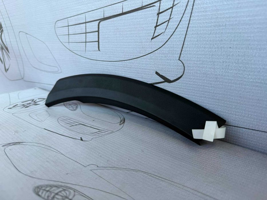 Ornament Pasaj Roata Spate Stanga Seat Ateca 2016-2020 Cod OEM 575853025G 9B9 (5C2)
