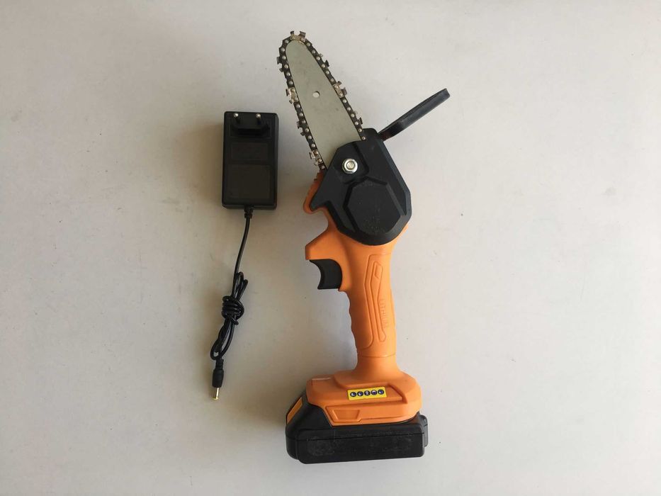 ПРОМОЦИЯ Акумулаторна резачка на батерии, кастрачка 20V 2Ah