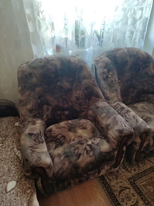ПРОДАМ два кресла