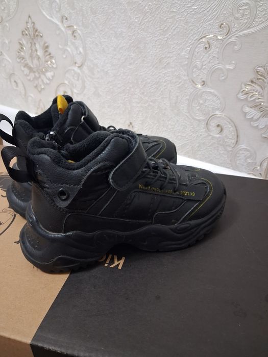 Продам сапоги демисезонные