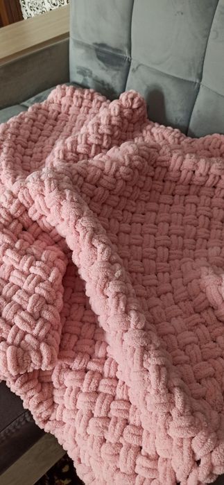 Детский плюшевый плед из пряжи Alize puffy