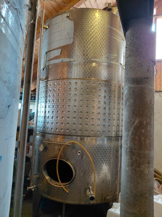 Cisterne inox pentru vin
