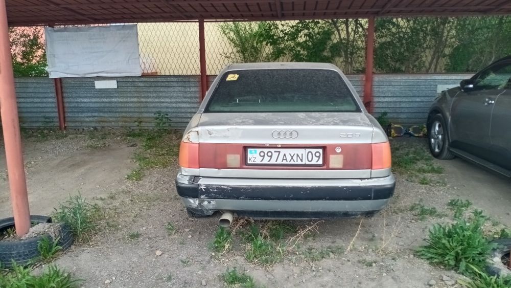 Продам Ауди 100 не на ходу