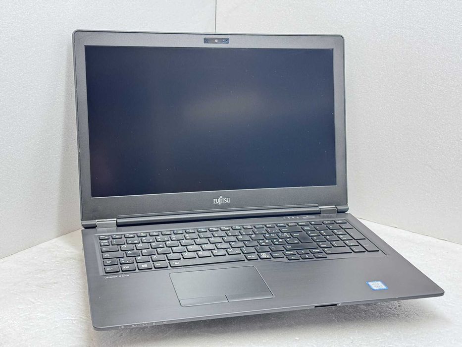 Реновиран Fujitsu U757 15.6 IPS FHD i5-7200U 8GB 256GB гаранция