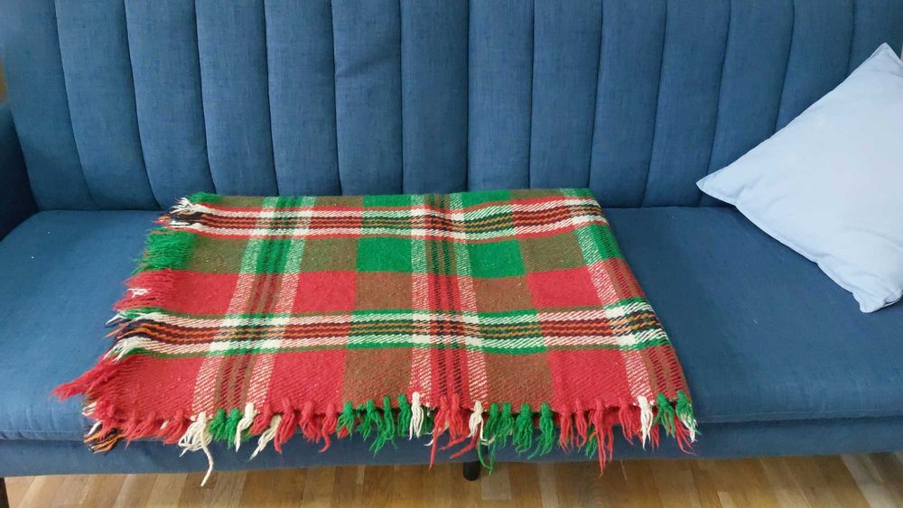 Продавам вълнени одеяла. Не използвани 100% вълна.