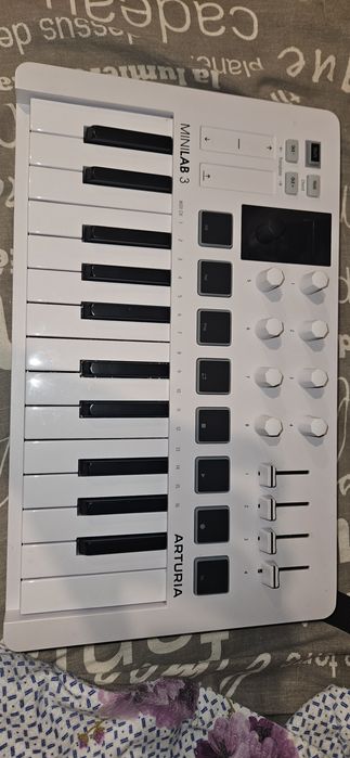 Arturia Mini lab 3 MIDI