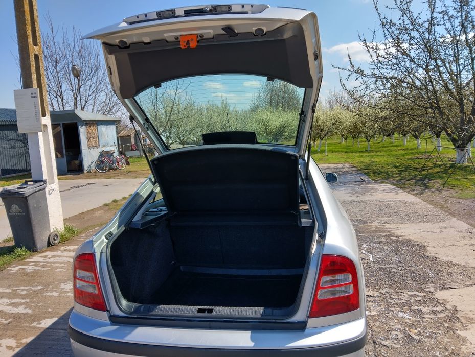 Vând autoturism Skoda