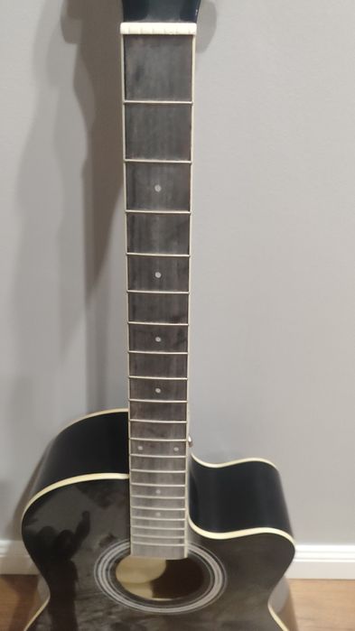 Сломанная Акустическая Гитара Faix (