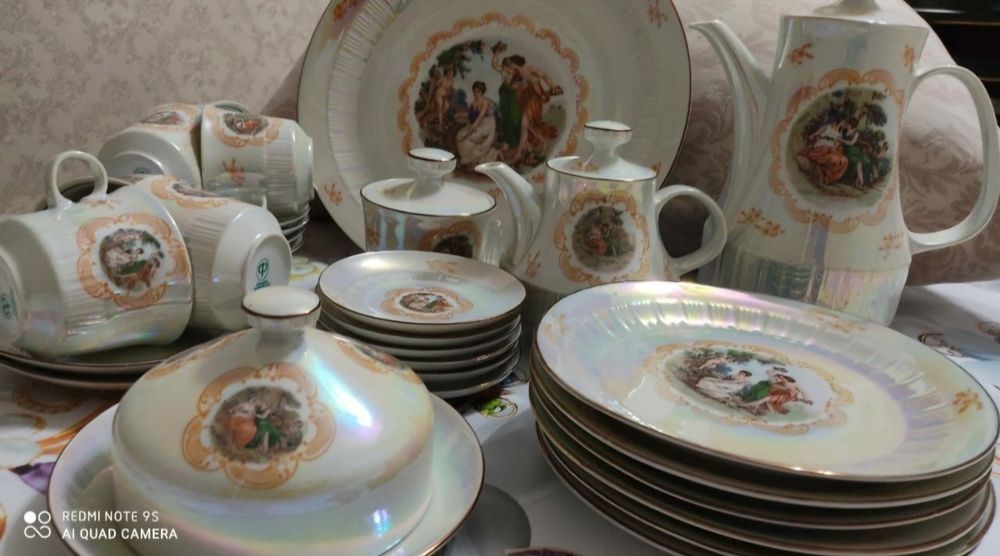 Продам Сервиз МАДОННА