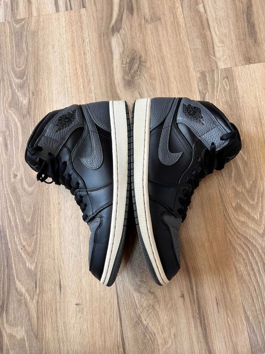 Jodan 1 Mid Black & Grey - Primul batch din Romania