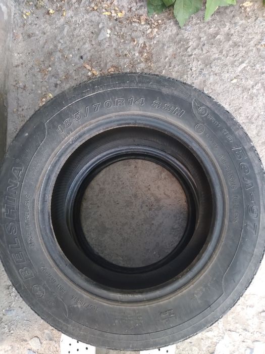 Продам покрышки на запаску